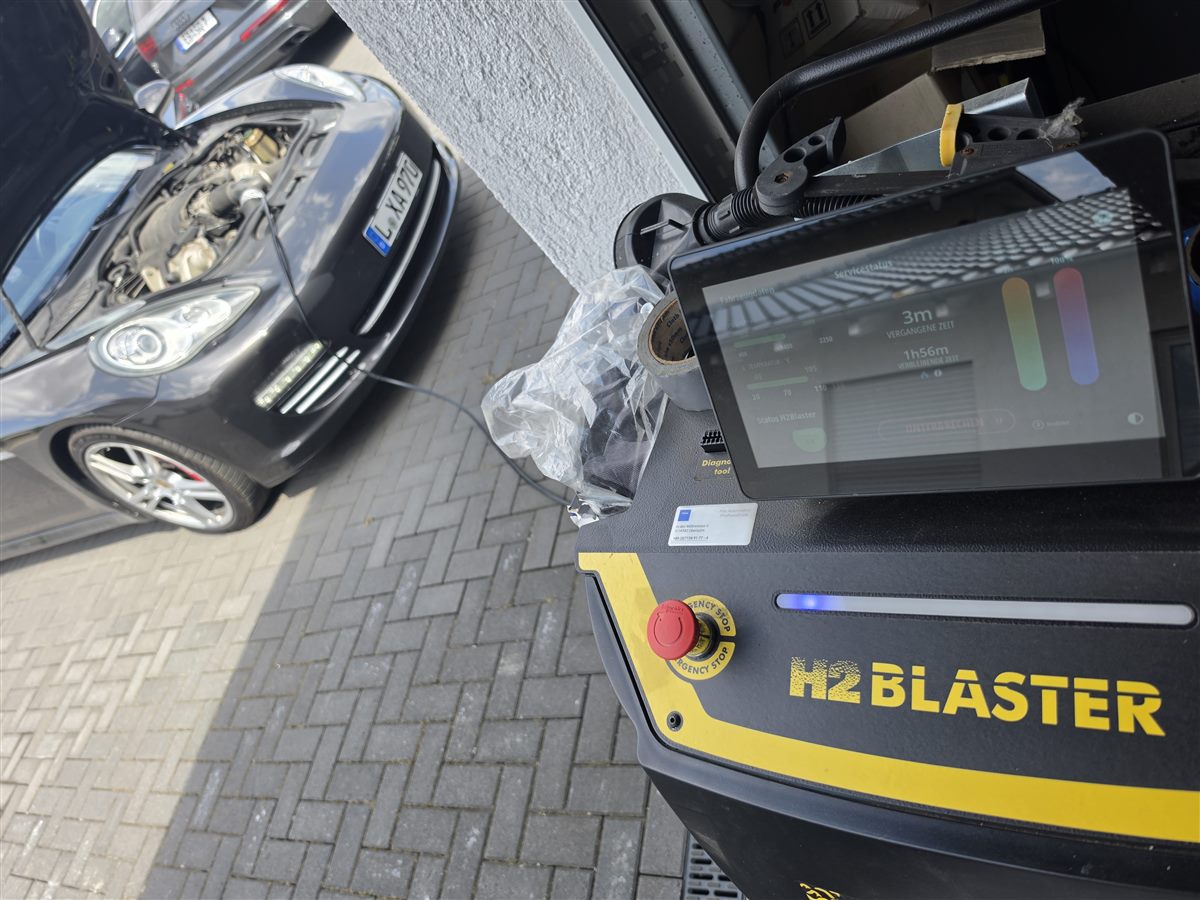 Texa H2 Blaster Motorreinigung an Porsche VTEC Chiptuning Krostitz Leipzig